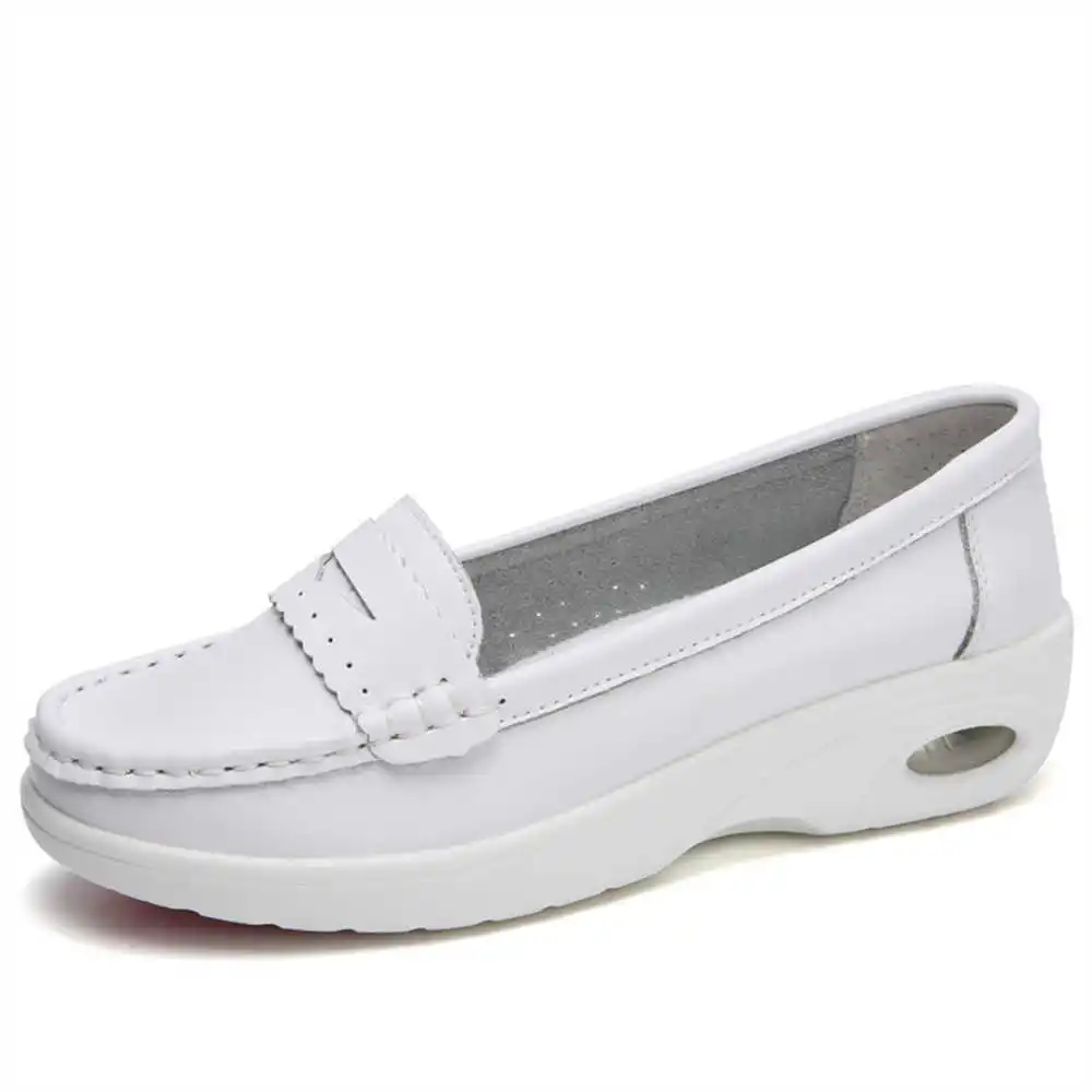 Thick Sole Slipon White Traine - Formal Men Daily Wear Slippers 评论和价格